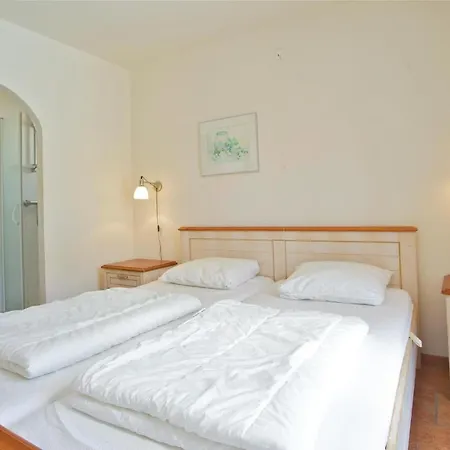 Stunning In Sur Vernazobre Prades-sur-Vernazobre